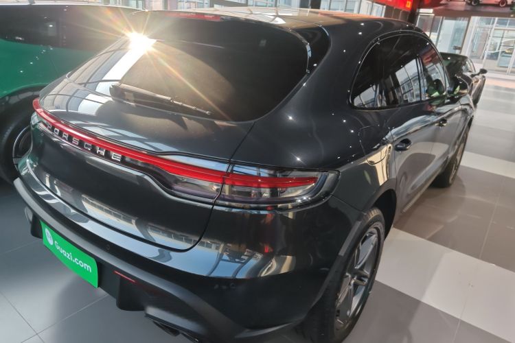 保时捷 2023款 Macan 2.0T车身外观6005