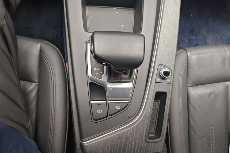 奥迪A4(进口) 2021款 allroad quattro 探索家中控内饰18