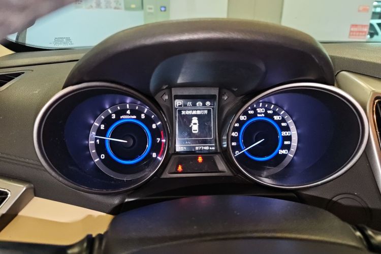 长安 逸动 2016款 1.6L 自动风尚型中控内饰14
