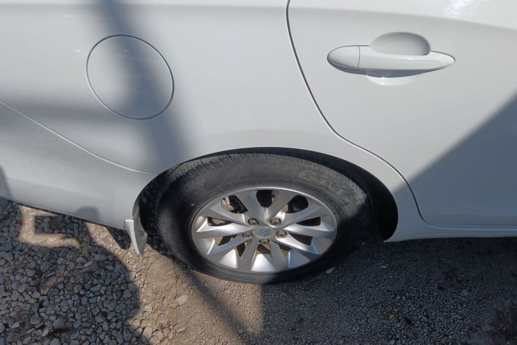 别克 英朗 2019款 15T 双离合进取型 国VI车身外观6005