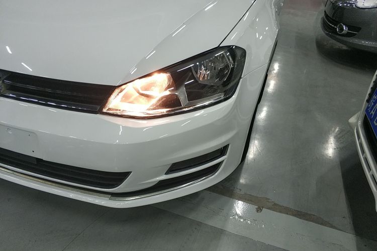 大众 高尔夫 2015款 1.6L 自动时尚型局部细节36