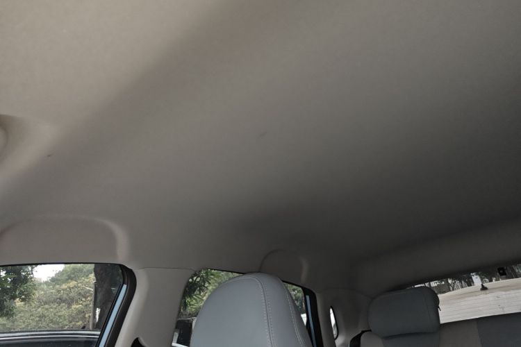 哪吒汽车 哪吒AYA 2023款 318 Lite中控内饰22