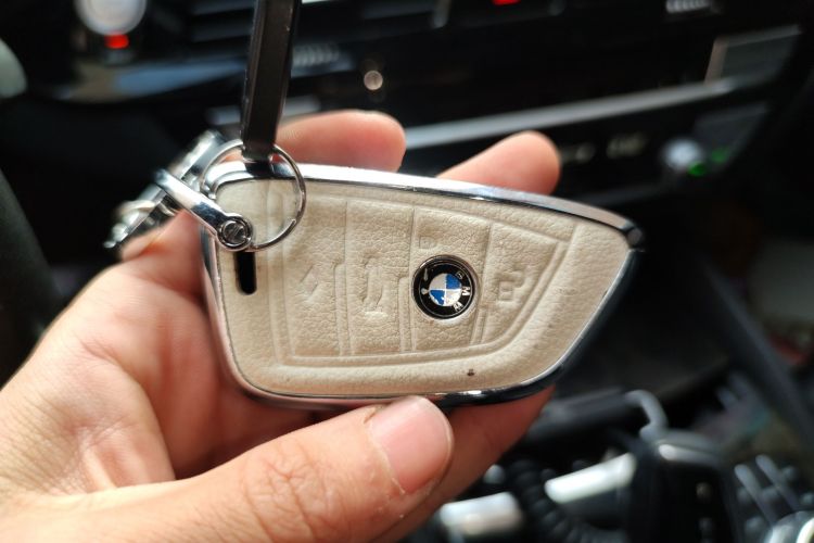 宝马5系 2018款 525Li M运动套装中控内饰7001