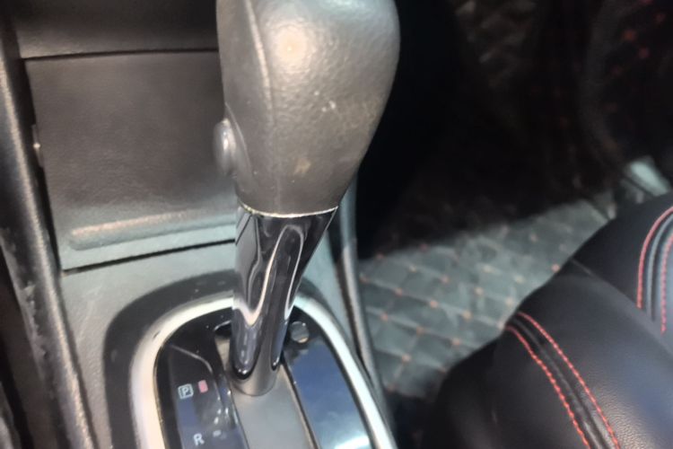 日产 轩逸 2018款 经典 1.6XE+ CVT领先版中控内饰18