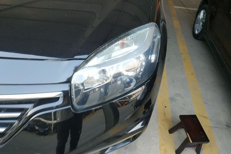 雷诺 科雷傲(进口) 2014款 改款 2.0L 两驱时尚版局部细节36