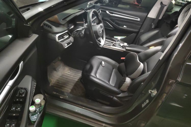 吉利汽车 帝豪 2022款 第4代 1.5L CVT尊贵型中控内饰20