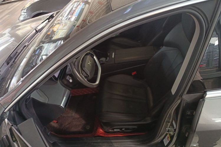 小鹏P7 2022款 480G中控内饰19