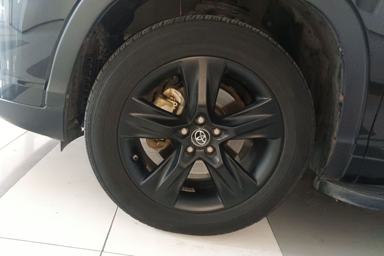 丰田 汉兰达 2018款 2.0T 四驱骑士版 7座 国VI车身外观6001