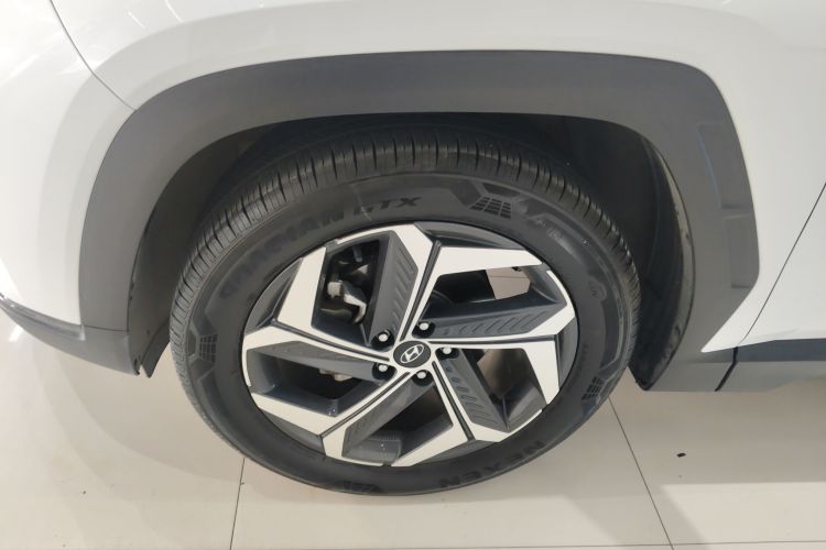 现代 2022款 途胜L 1.5T DCT LUX尊贵版 N Line车身外观6007