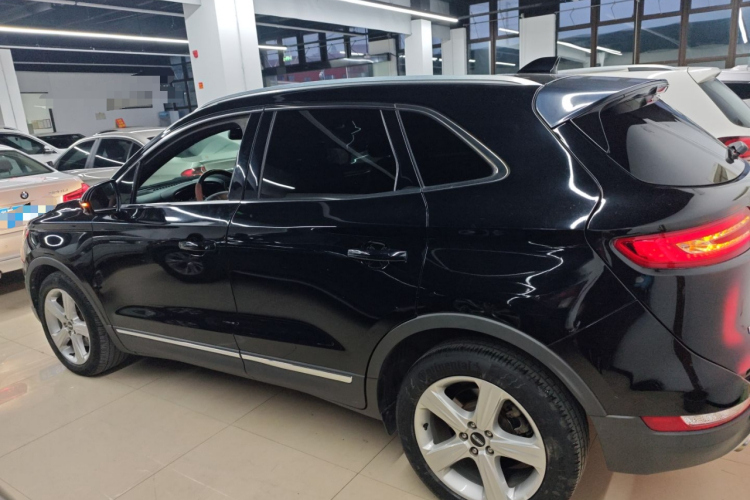 林肯MKC 2017款 2.0T 两驱尊享版车身外观6003