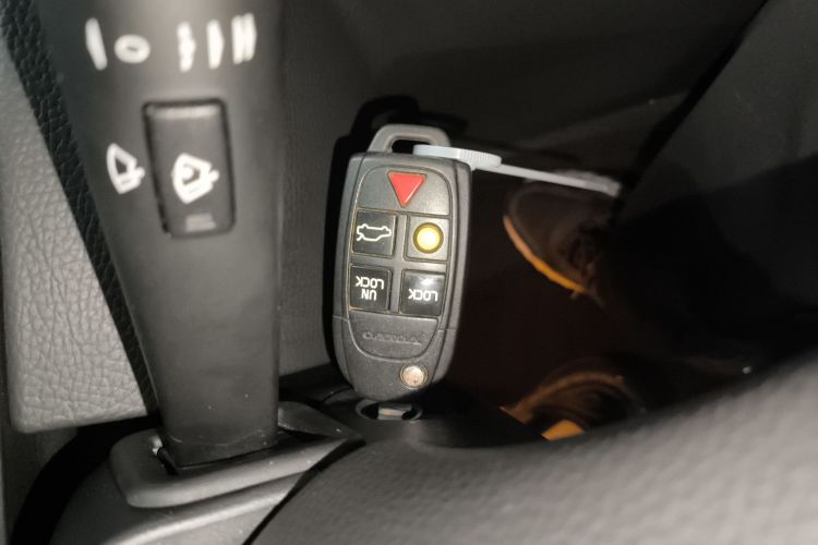 沃尔沃 XC Classic 2014款 T5 豪华版中控内饰7001