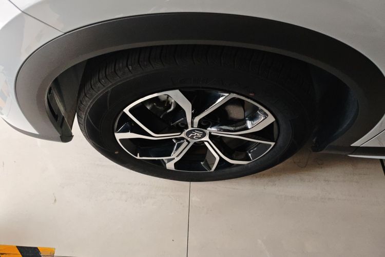 比亚迪 元PLUS 2022款 430KM 尊贵型车身外观6002