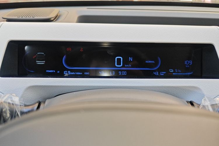 吉利银河 2024款 熊猫mini 200km 耐力熊局部细节14