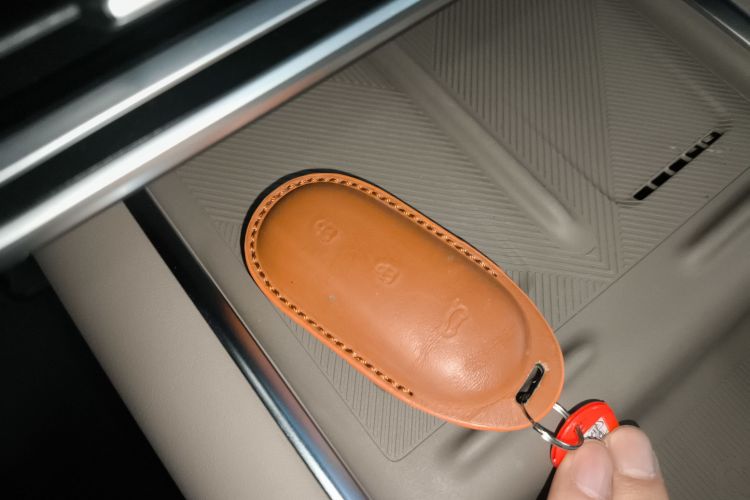 理想汽车 理想L9 2025款 Ultra 智能焕新版中控内饰11