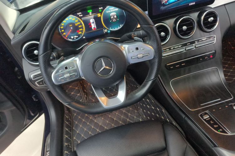 奔驰C级 2020款 C 260 L 运动版局部细节18