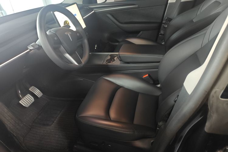 特斯拉 Model Y 2024款 后轮驱动版局部细节19