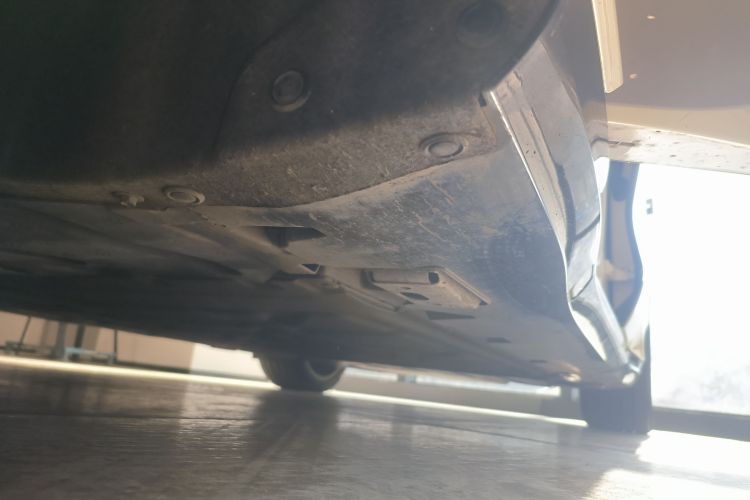 腾势Z9GT 2024款 1100四驱Ultra版局部细节9002