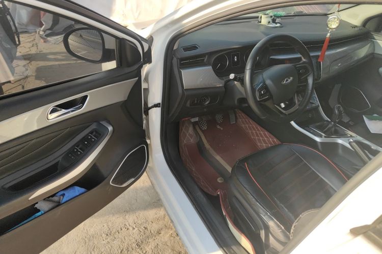 奇瑞 艾瑞泽5 2019款 1.5L 手动新青春版 国VI中控内饰7003