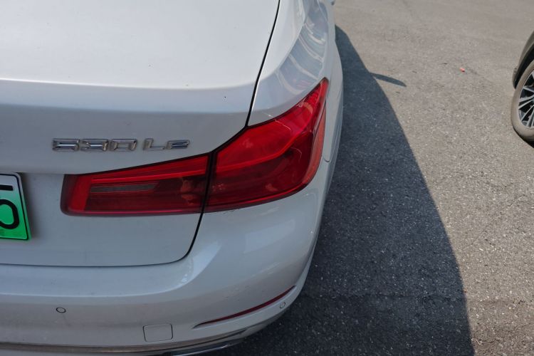 宝马5系新能源 2019款 改款 530Le 先锋版车身外观9