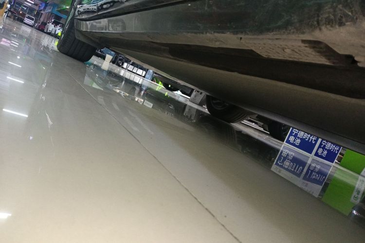 小米汽车 小米YU7 2025款 超长续航后驱版局部细节9001