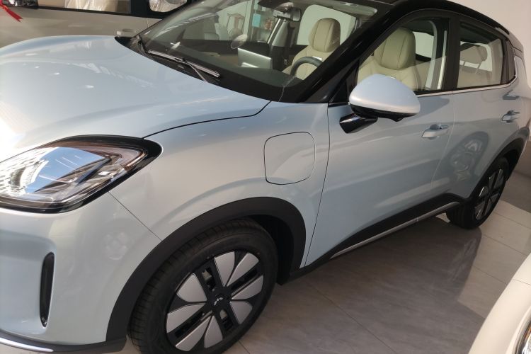 五菱汽车 缤果S 2025款 325km 尊享款车身外观4