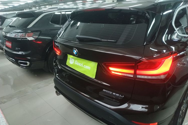 宝马X1 2021款 sDrive25Li 领先型车身外观6