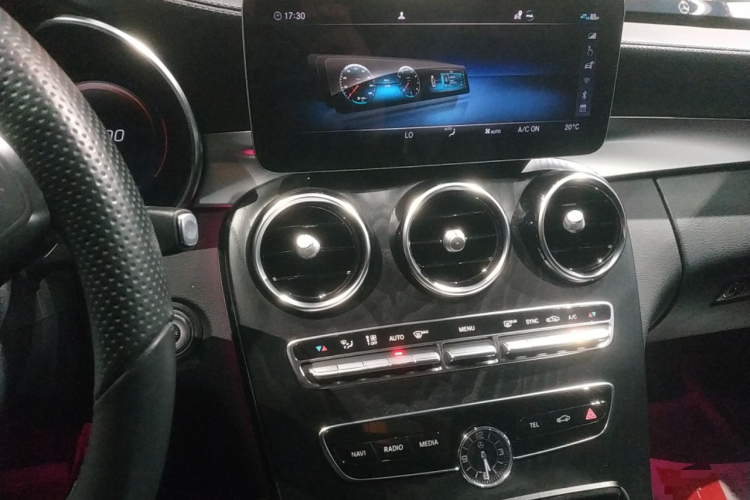 奔驰C级 2021款 C 260 L 运动星耀臻藏版局部细节16