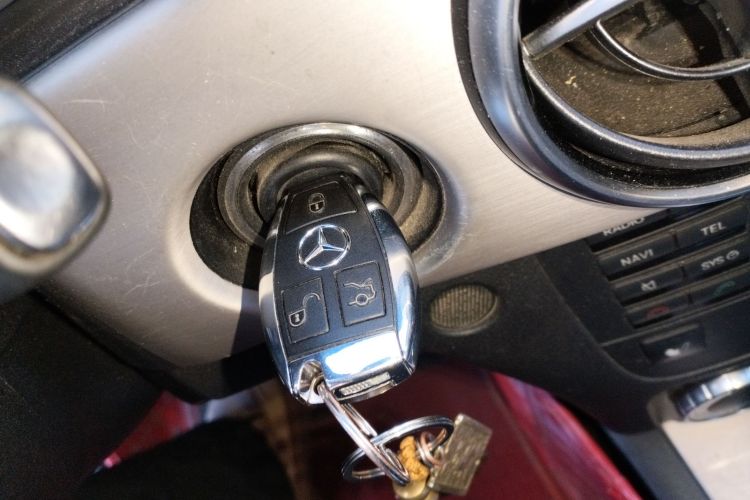 奔驰GLK级 2015款 GLK 260 4MATIC 时尚型 极致版中控内饰7001