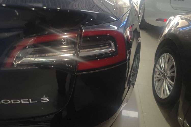 特斯拉 Model 3 2020款 改款 标准续航后驱升级版车身外观6006