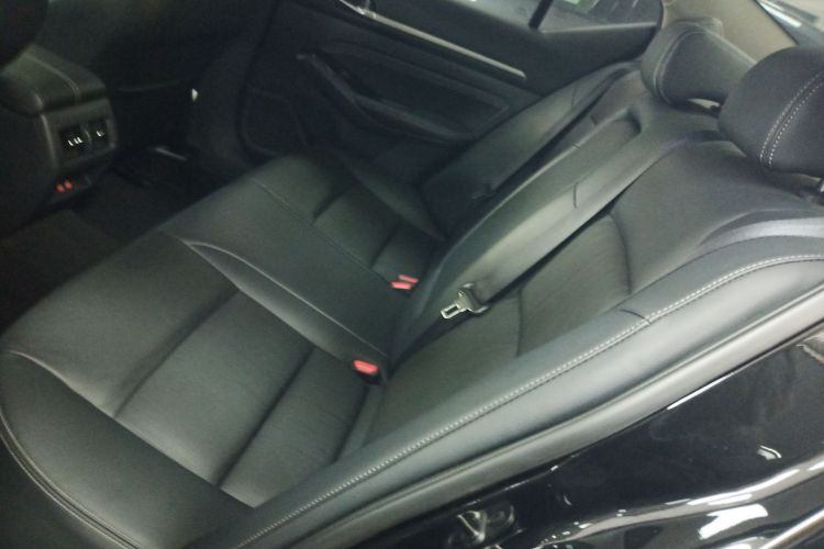 日产 天籁 2022款 2.0L XL-TLS 悦享版中控内饰21