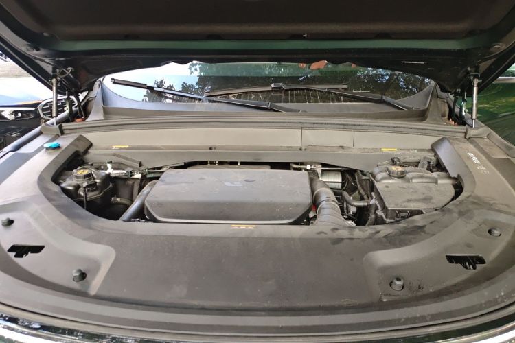 理想汽车 理想L9 2024款 Pro机舱底盘24