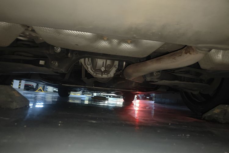 宝马3系 2021款 改款 325Li M运动套装局部细节9008