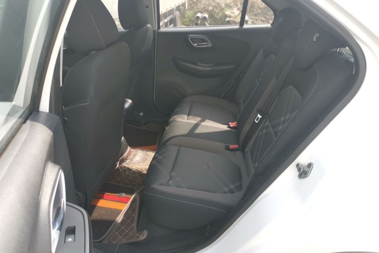 名爵3 2017款 1.5L 自动智联豪华版中控内饰21