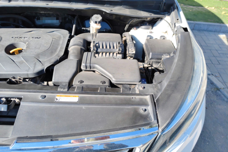 起亚 智跑 2015款 2.0L 自动两驱版DLX局部细节9007