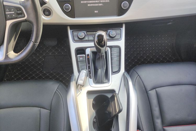 吉利汽车 博越 2018款 1.8TD 自动两驱智雅型中控内饰18