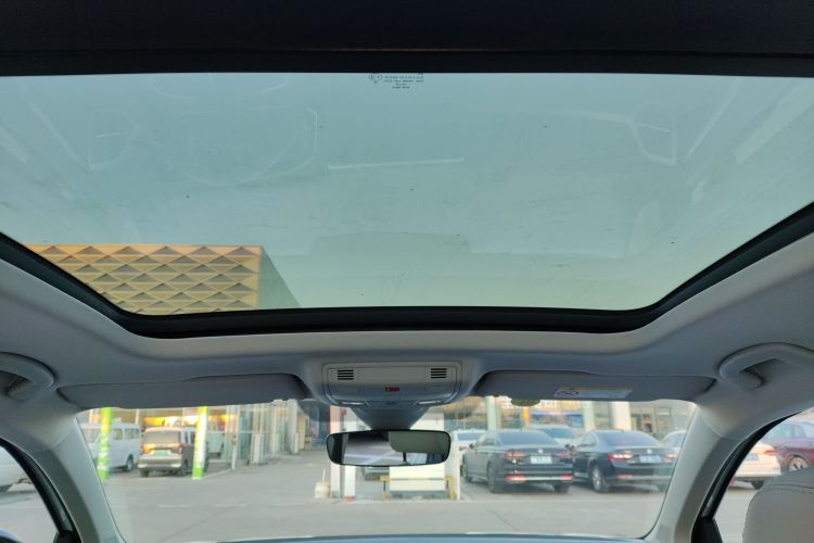 大众 途岳 2024款 300TSI 两驱月尊版中控内饰22