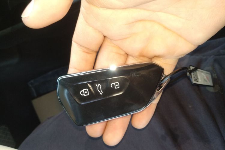 大众ID.3 2025款 聪明款 极智版中控内饰7001