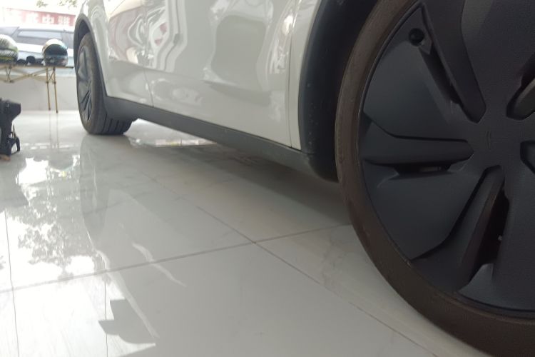 特斯拉 Model Y 2025款 后轮驱动版局部细节9001