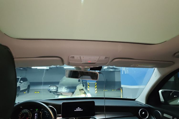 奔驰C级 2020款 改款 C 260 L 运动版中控内饰22