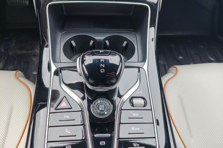 比亚迪 秦PLUS 2023款 冠军版 DM-i 120KM卓越型局部细节18