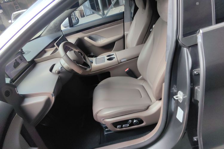 鸿蒙智行 智界R7 2025款 增程 251km Max局部细节19