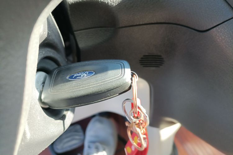 福特 途睿欧 2017款 2.0T 自动精英版中控内饰11