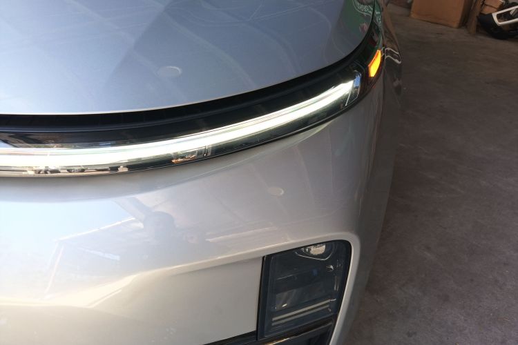 理想汽车 理想L9 2022款 Max局部细节36