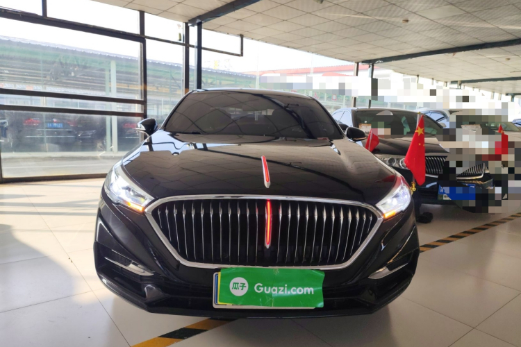 红旗H5 2022款 经典款 改款 1.5T DCT旗韵版车身外观2