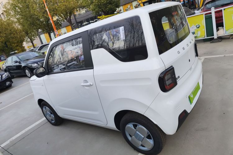 吉利银河 2024款 熊猫mini 200km 耐力熊车身外观6003