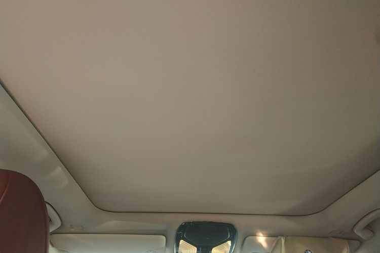 宝马i3 2022款 eDrive 35 L中控内饰22