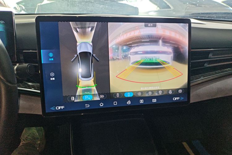 比亚迪 海豹 2022款 550km 标准续航后驱版尊贵型中控内饰16