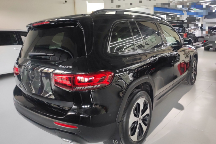 奔驰GLB 2022款 GLB 220 4MATIC车身外观6003