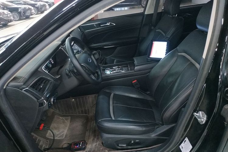 福特 金牛座 2018款 EcoBoost 245 卓越型 国V中控内饰19