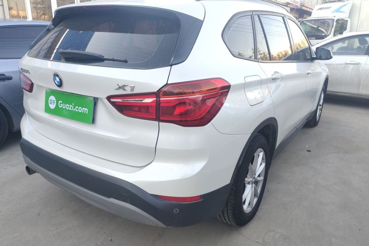 宝马X1 2018款 sDrive18Li 时尚型车身外观7